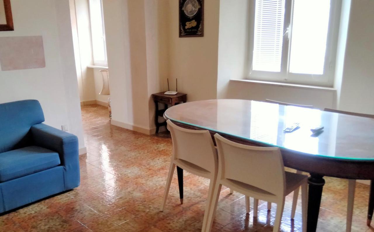 Attico Sulla Bouganville Corinaldo Buitenkant foto